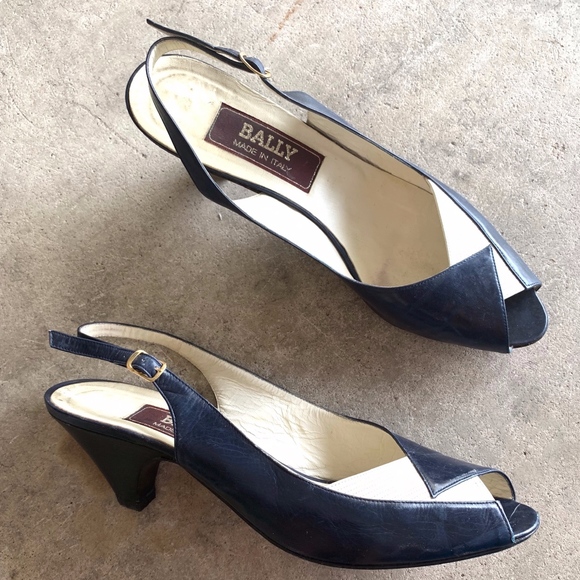 white peep toe kitten heels